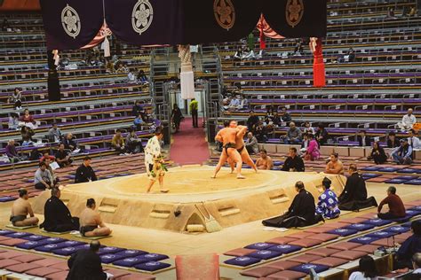 GRAND SUMO Tournament .